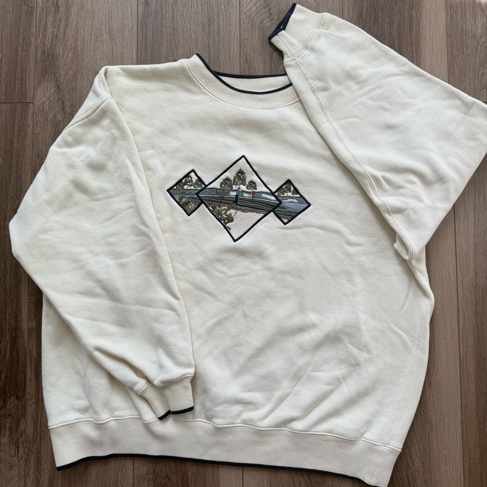 Vintage 1990’s M&C Sport Golf Embroidered Crewneck - best for a size Large
